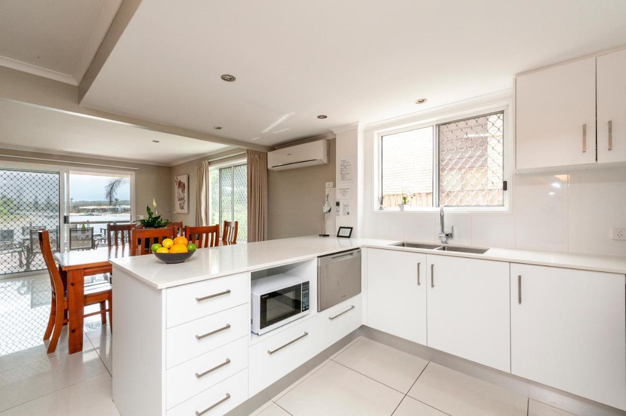 Saltwater Villas - Pet Friendly Accommodation Mooloolaba Exteriör bild